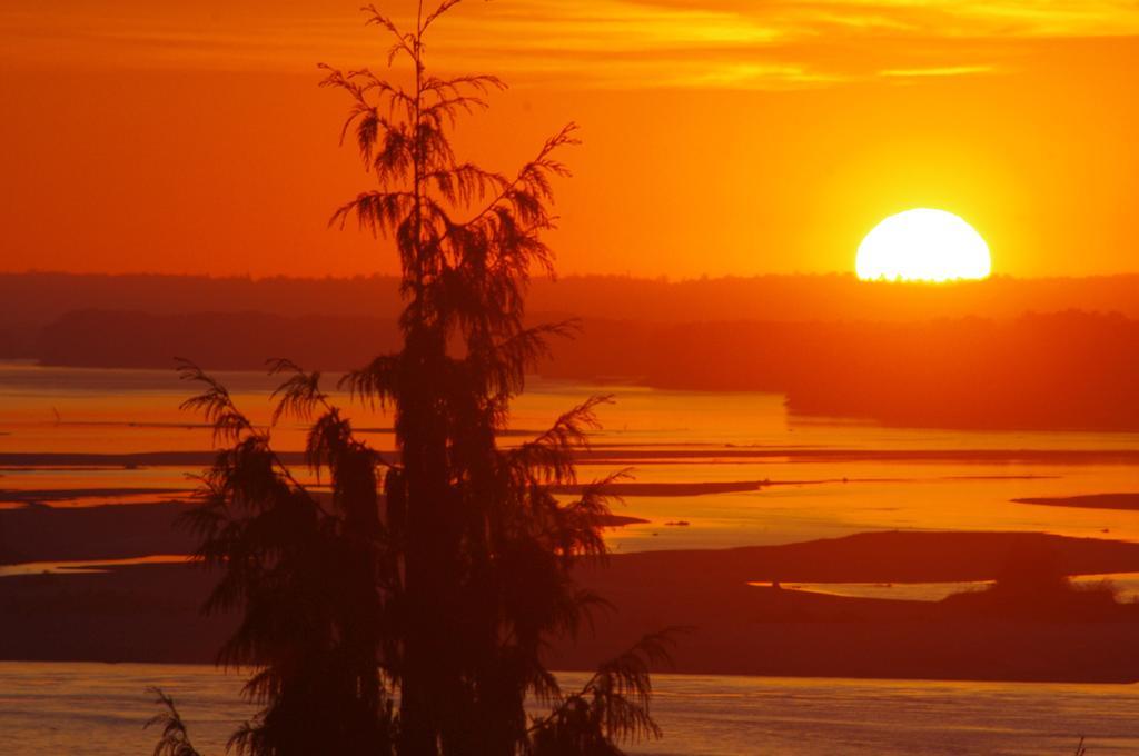 The Fraser River'S Edge B&B Lodge Chilliwack Oda fotoğraf